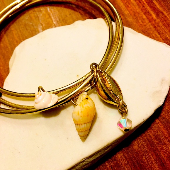 Stackable 🐚 shell bangles set of 3 - Picture 1 of 2